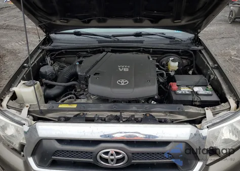 2012 Toyota Tacoma Double Cab z USA, uszkodzony, nr VIN 5TFLU4EN2CX030707